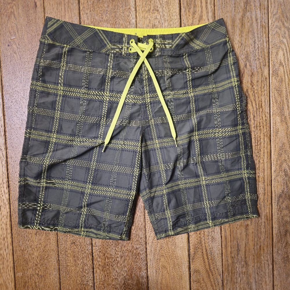 prAna El Porto Short Men's Size 33 Green Plaid Swim UPF 50+ Pockets Lightweight